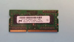 Micron PC3-8500S 1 GB 1066 MHz DDR3 Memory (MT8JSF12864HZ-1G1F1)