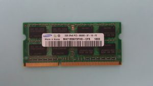 Samsung 2 GB SO-DIMM DDR3-1066MHz PC3-8500 Memory (M471B5673FH0-CF8)